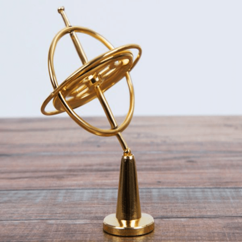 Self-balancing gyroscope