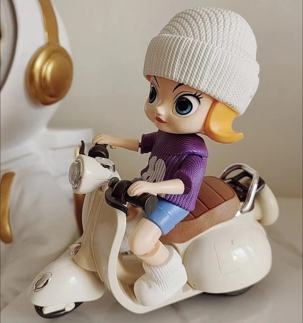 Vespa scooter doll with light sounds. - Prozone