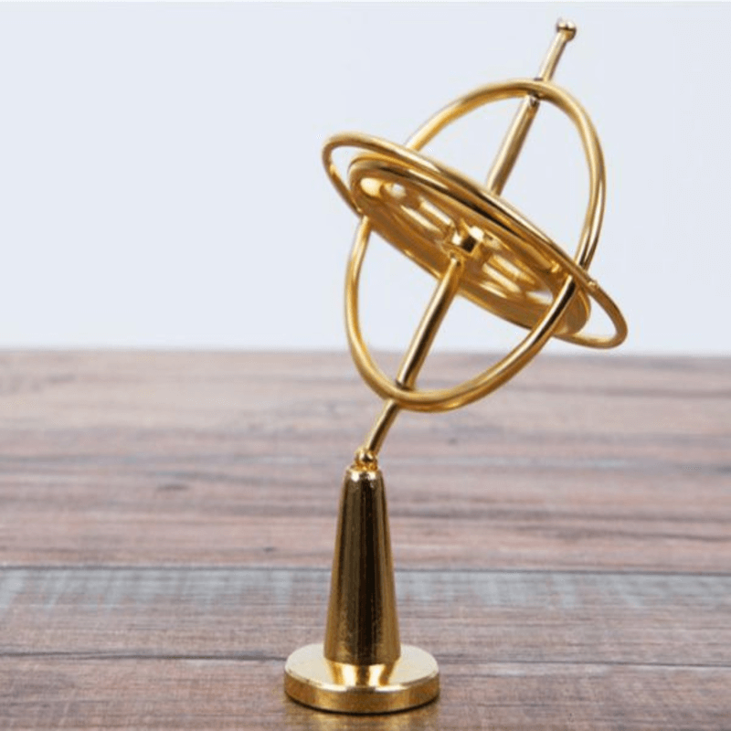 Self-balancing gyroscope