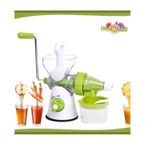 Manual fruit juicer