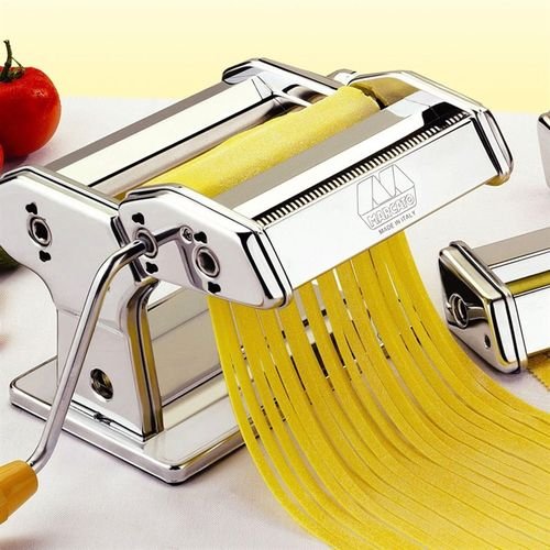 Noodles pasta maker machine