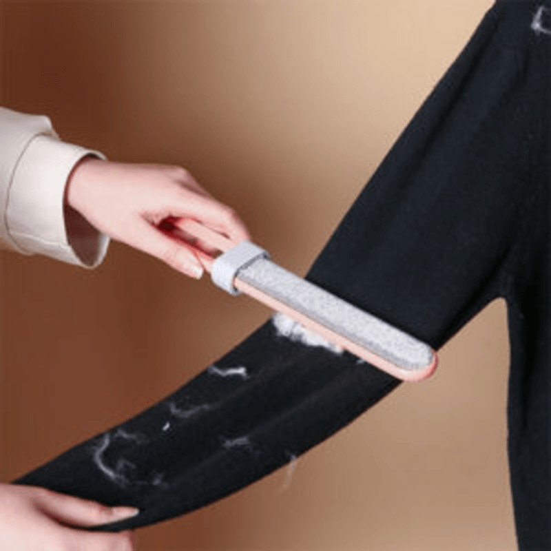 Lint remover brush