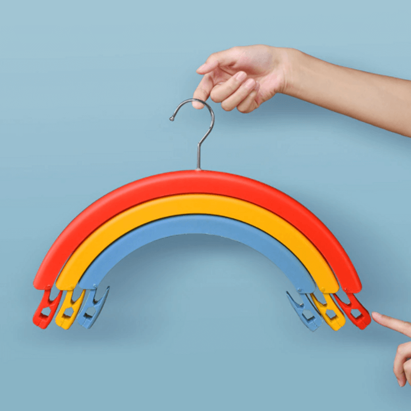 Rainbow rotating cloth hanger