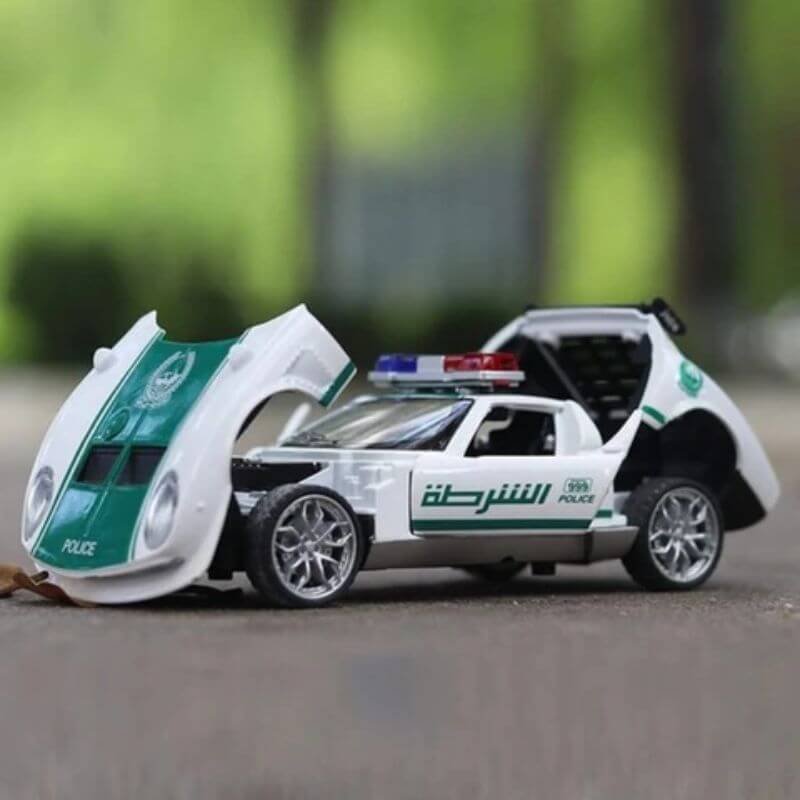 Diecast miura concept 1965 police